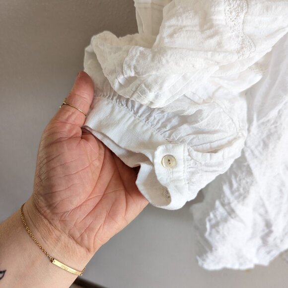 Lauren Conrad White Button Up Bishop Sleeve Blouse with Lace Sleeve Detail - L - Picture 8 of 9